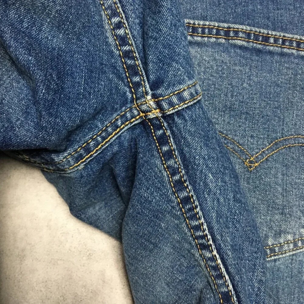 Levis Mens 505 Regular Fit‎ Blue Jeans size 40x30 Zipper Fly Stretch Blend Denim